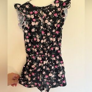 The Children’s Place 4T Girls Black Floral Romper with Pink and Cream Roses